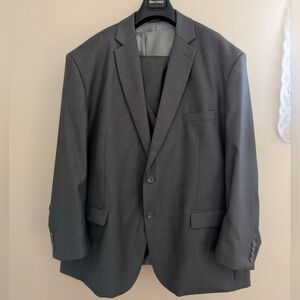 Vinci Men's Gray 3 Piece Suit